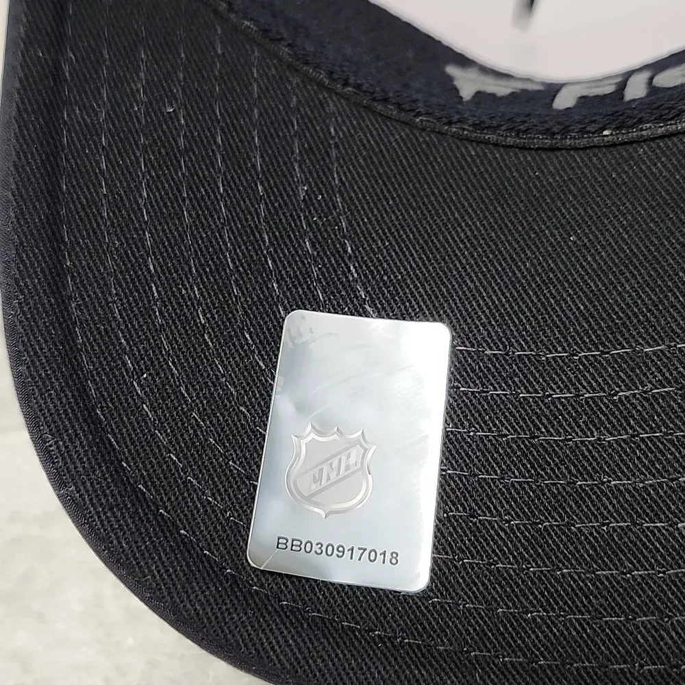 Fanatics Pittsburgh Penguins SATEEN L/XL Stretchfit Hat - New